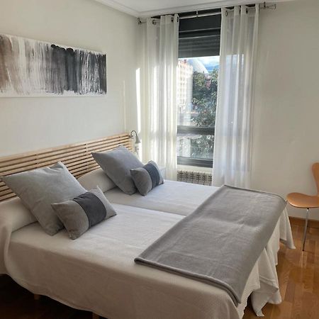 Apartamento Paseo De La Losa Oviedo Bagian luar foto