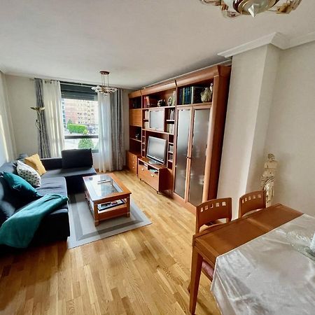 Apartamento Paseo De La Losa Oviedo Bagian luar foto